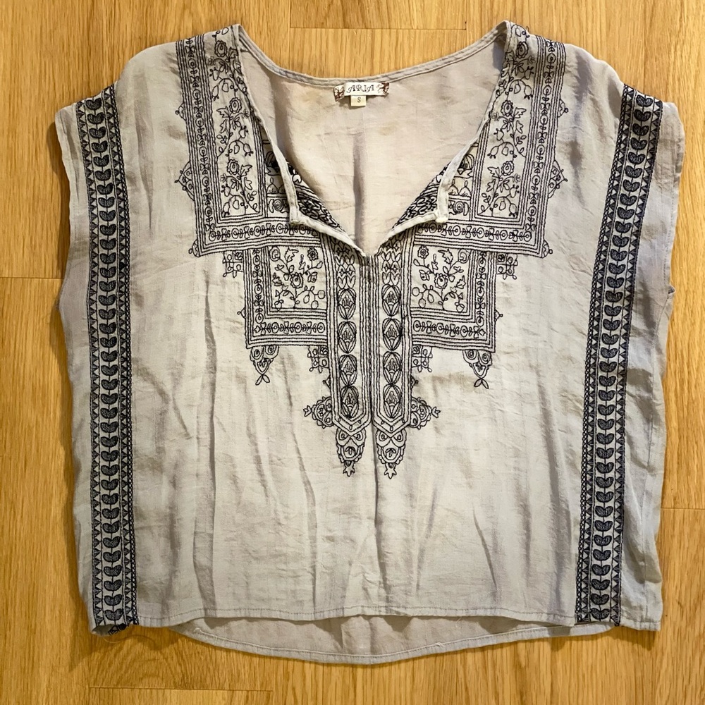 Aria Embroidered Sleeveless Tunic